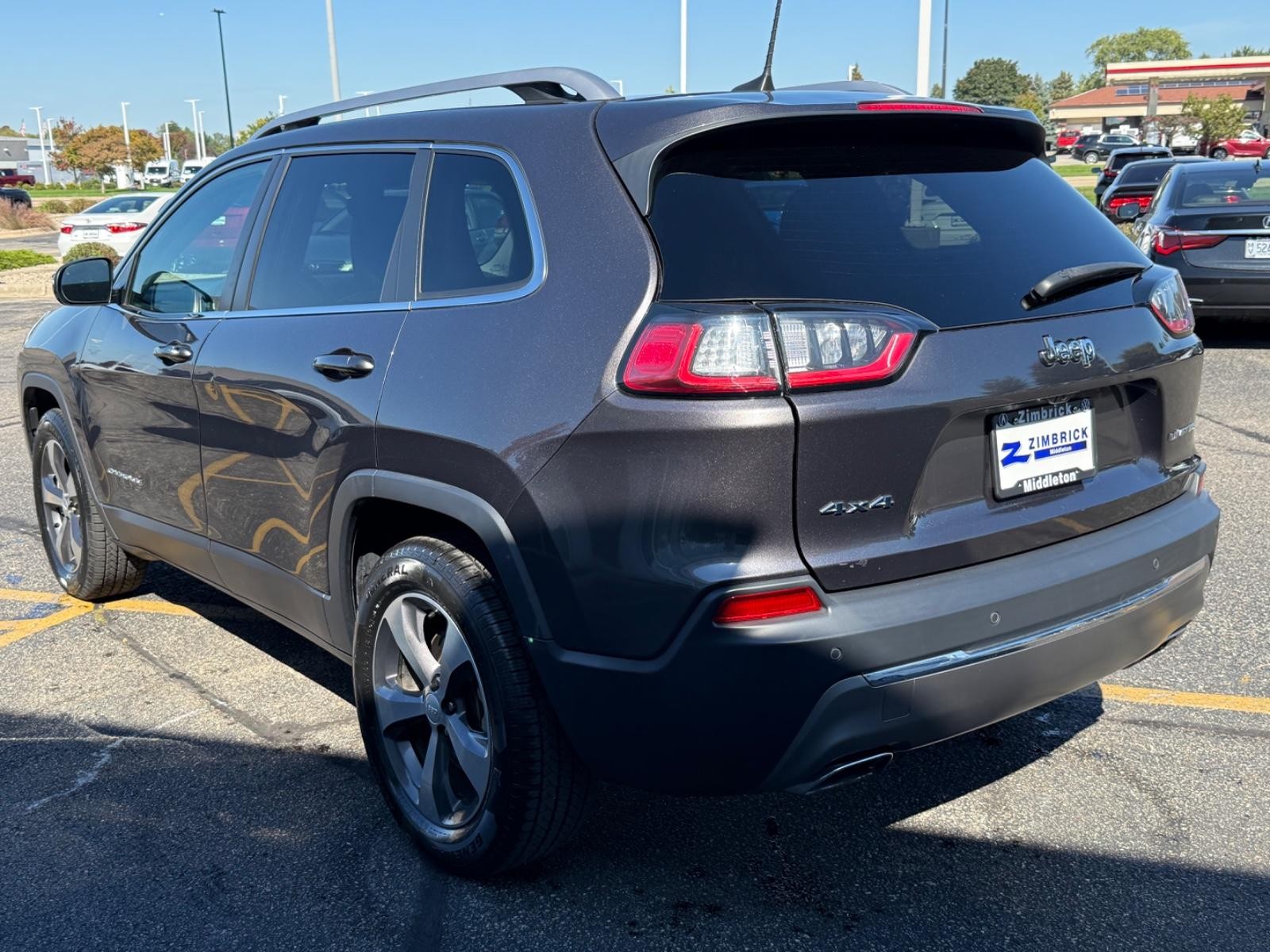 Jeep Cherokee Vehicle Image 06