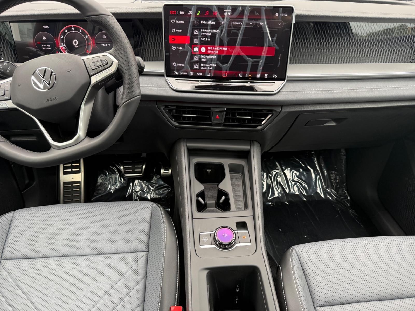 Volkswagen Tiguan Vehicle Image 06
