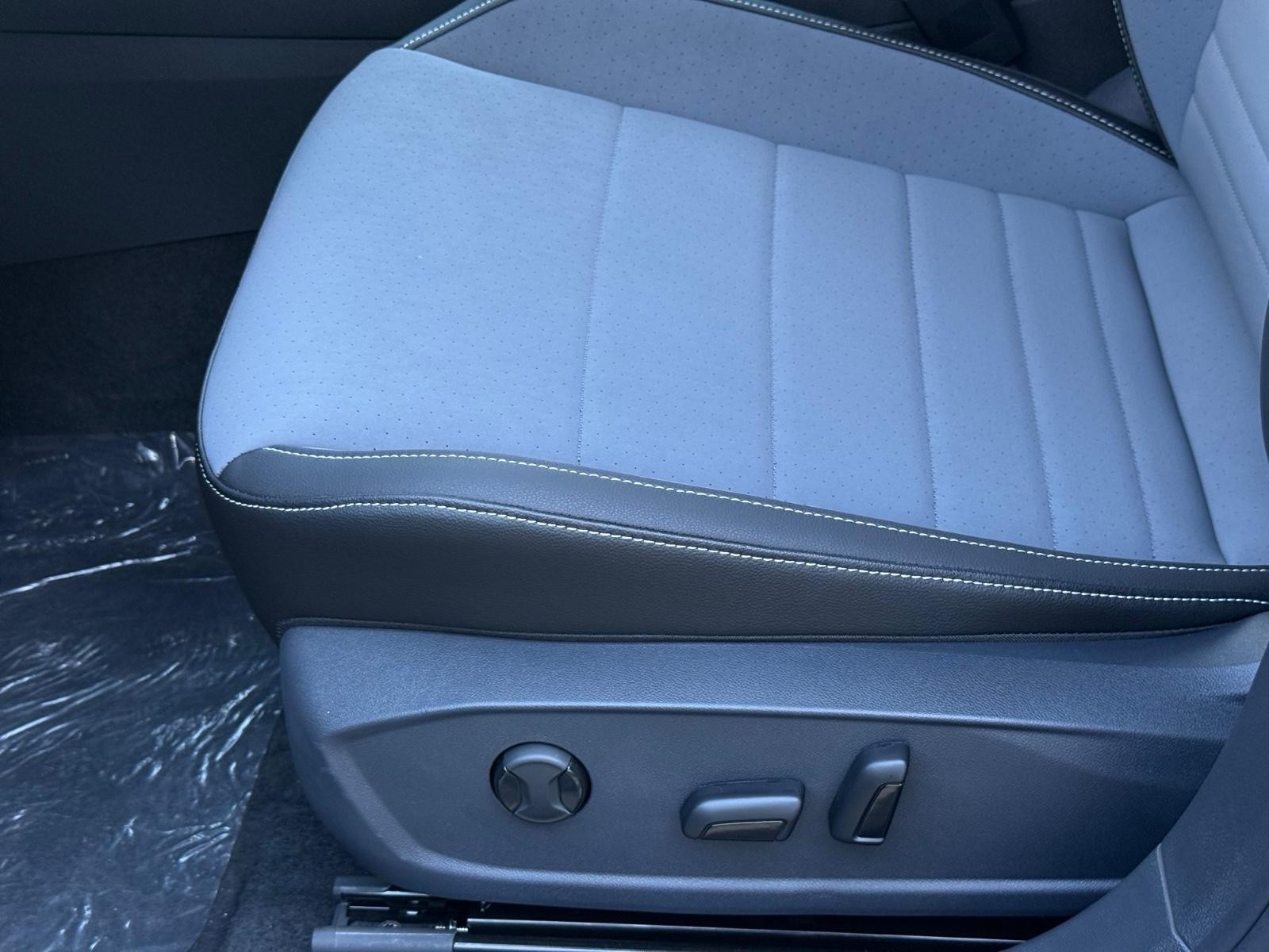 Volkswagen Jetta Vehicle Image 16