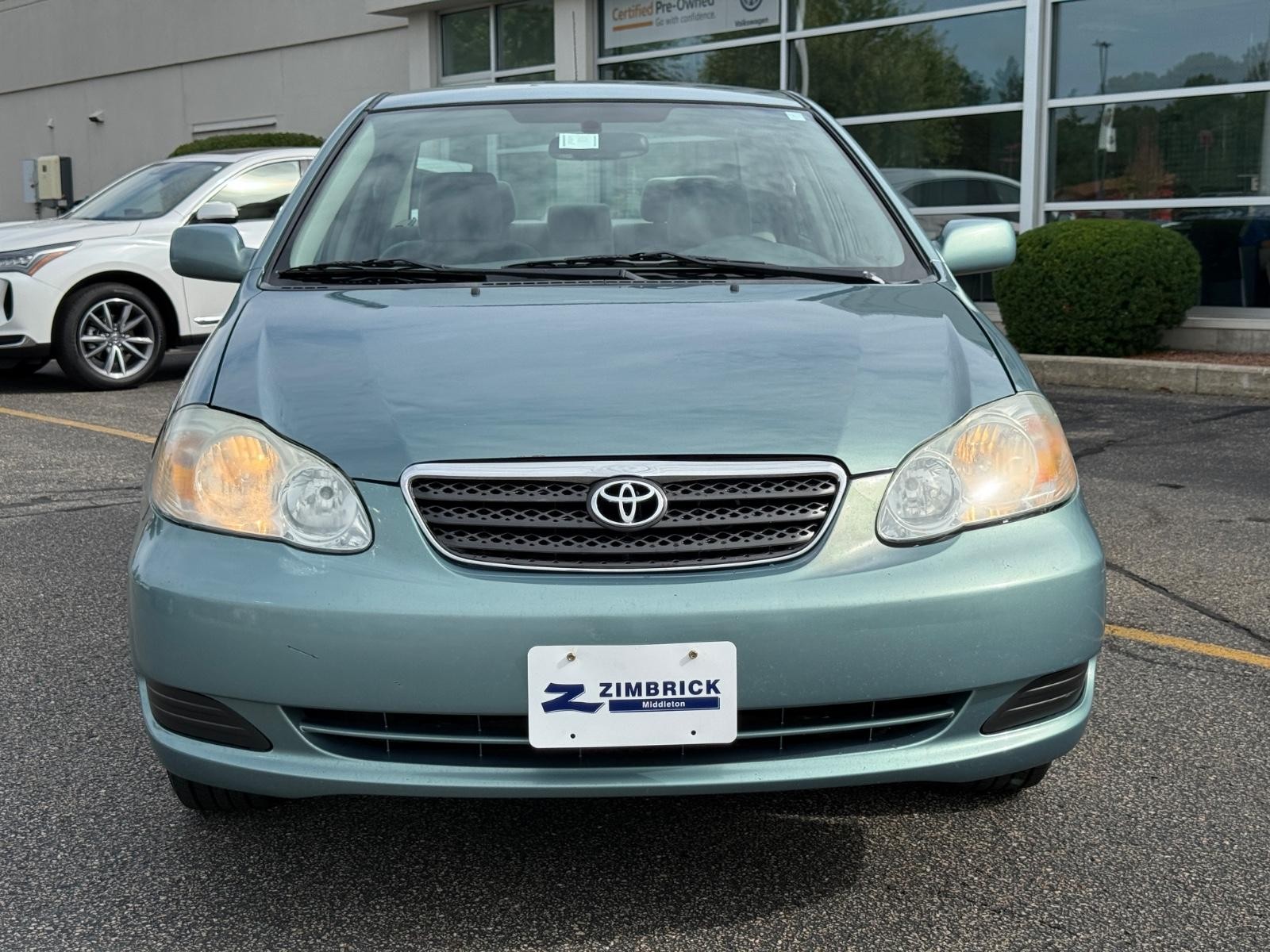 Toyota Corolla Vehicle Image 09