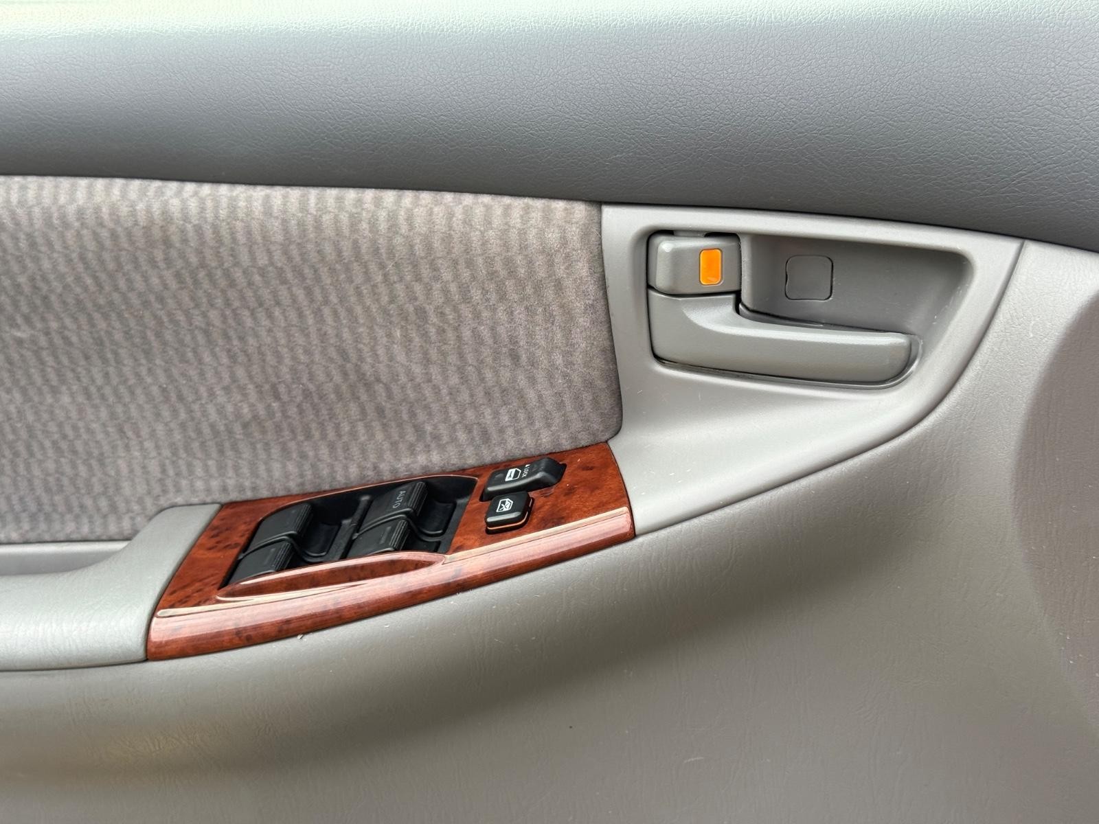 Toyota Corolla Vehicle Image 19