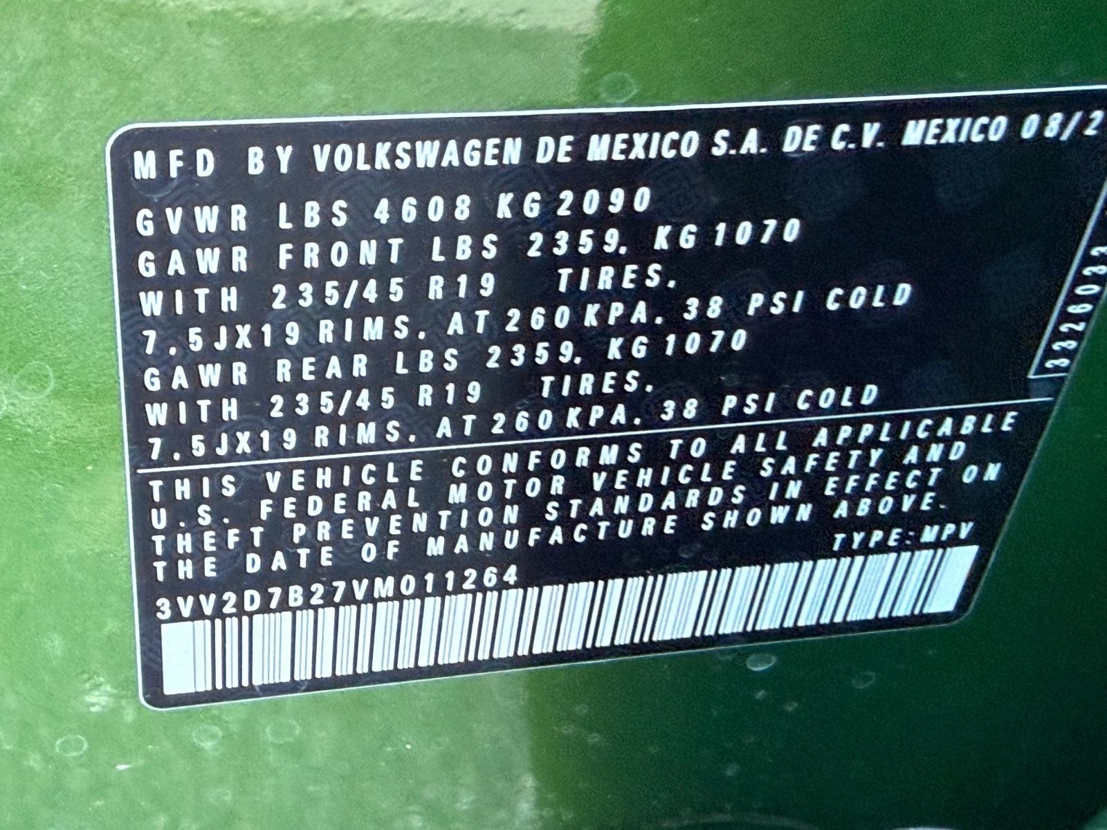 Volkswagen Taos Vehicle Image 18