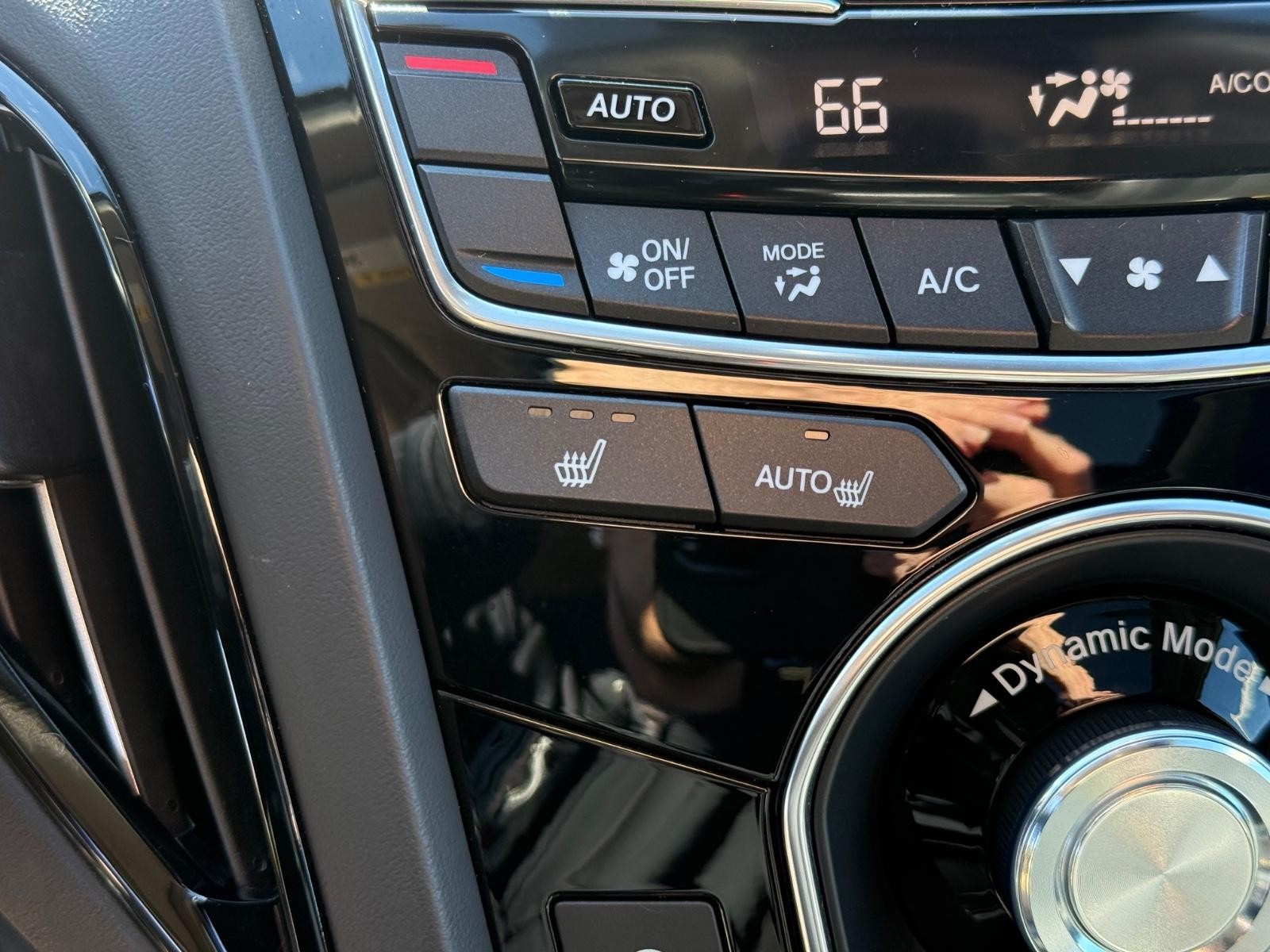 Acura RDX Vehicle Image 21