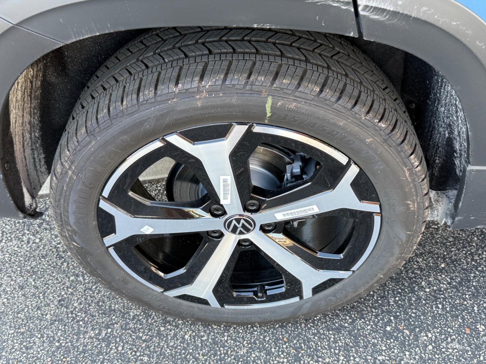 Volkswagen Taos Vehicle Image 04