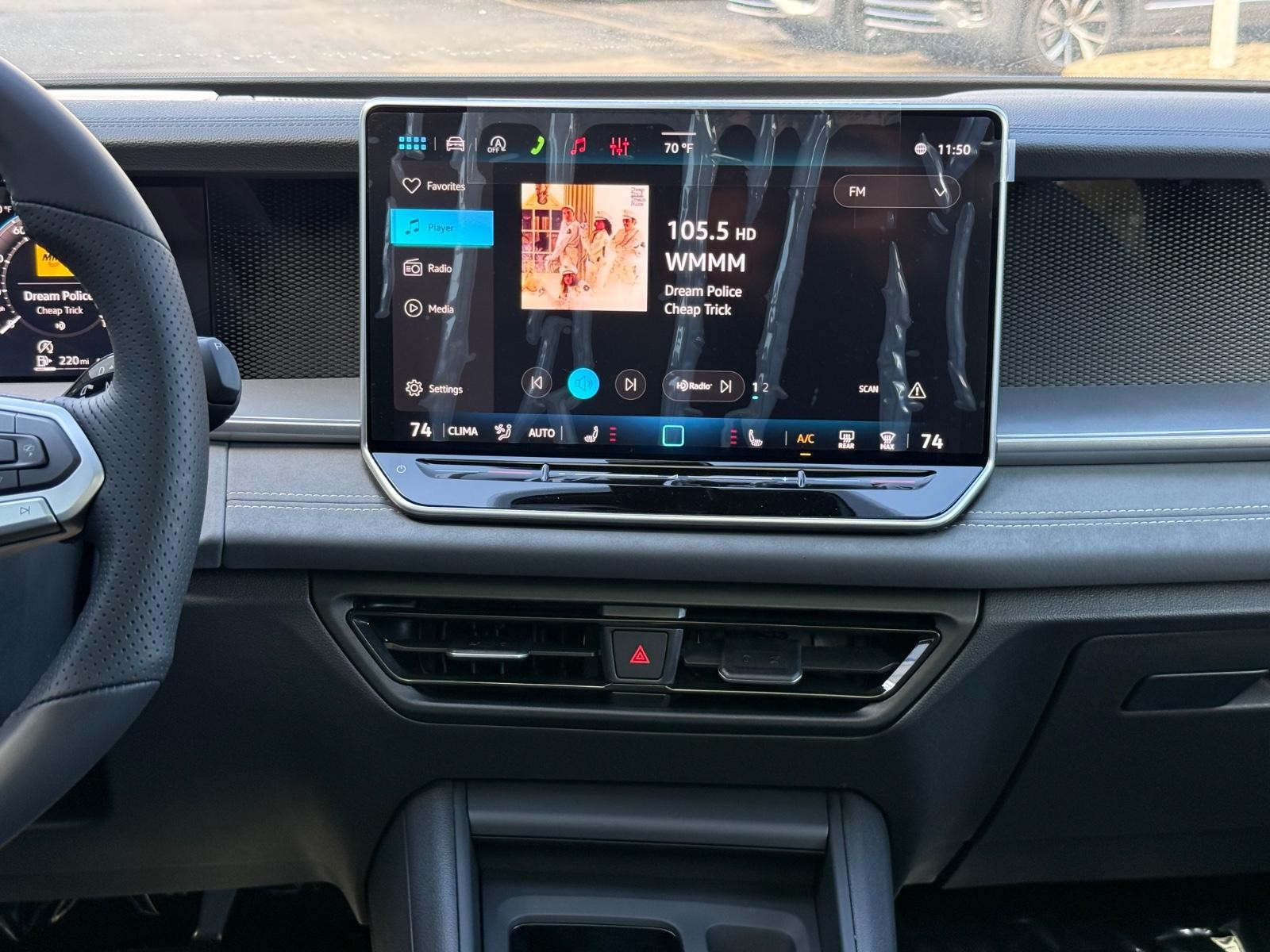 Volkswagen Tiguan Vehicle Image 07