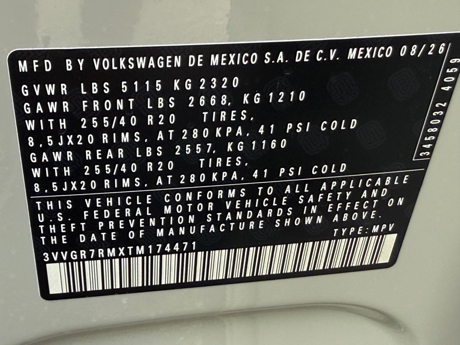 Volkswagen Tiguan Vehicle Image 17