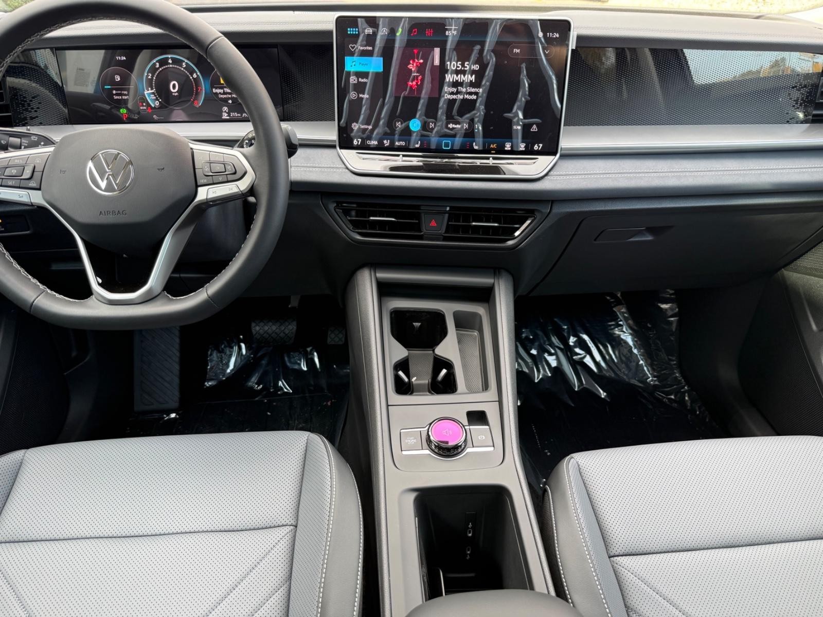 Volkswagen Tiguan Vehicle Image 06