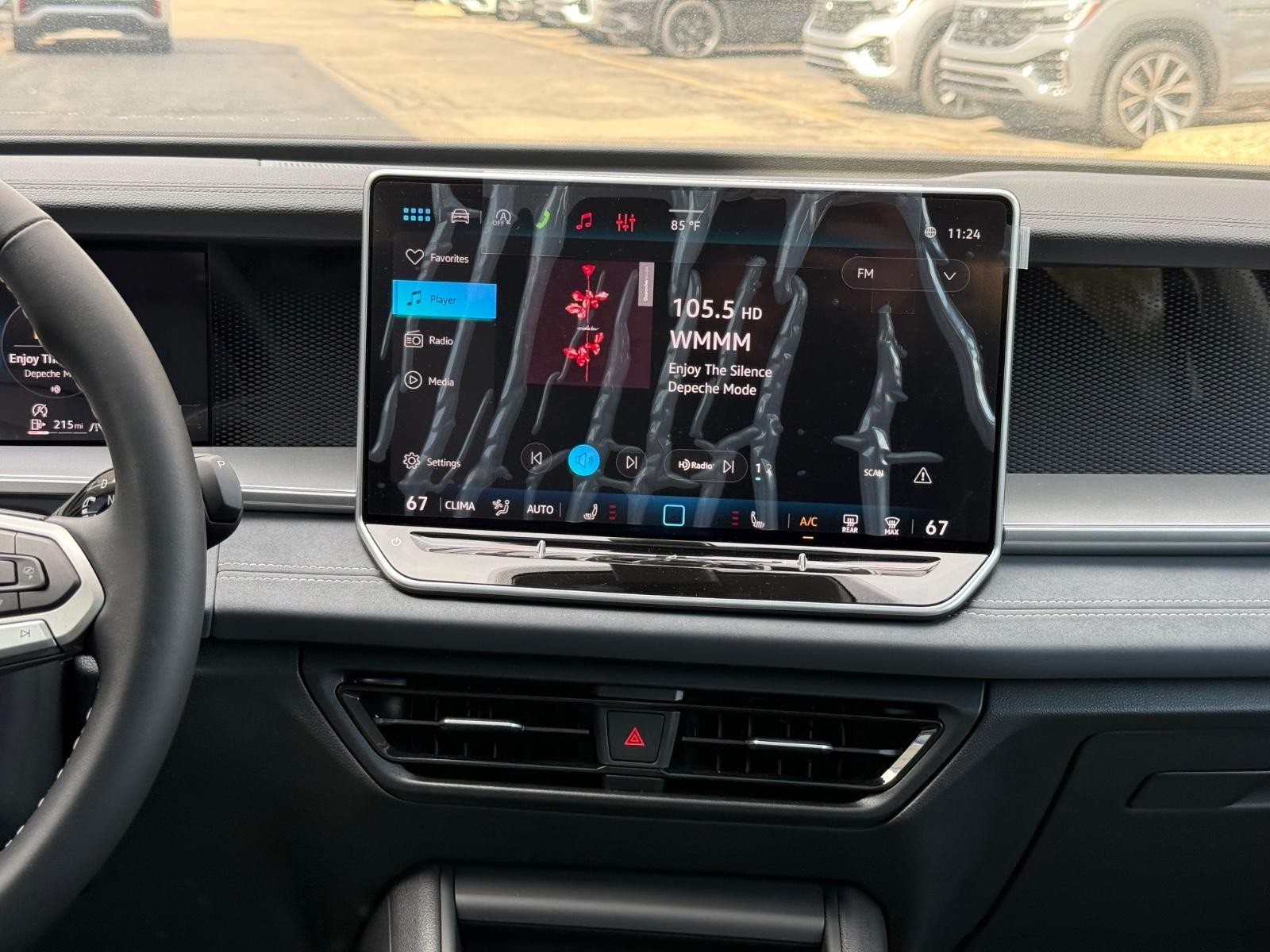 Volkswagen Tiguan Vehicle Image 07