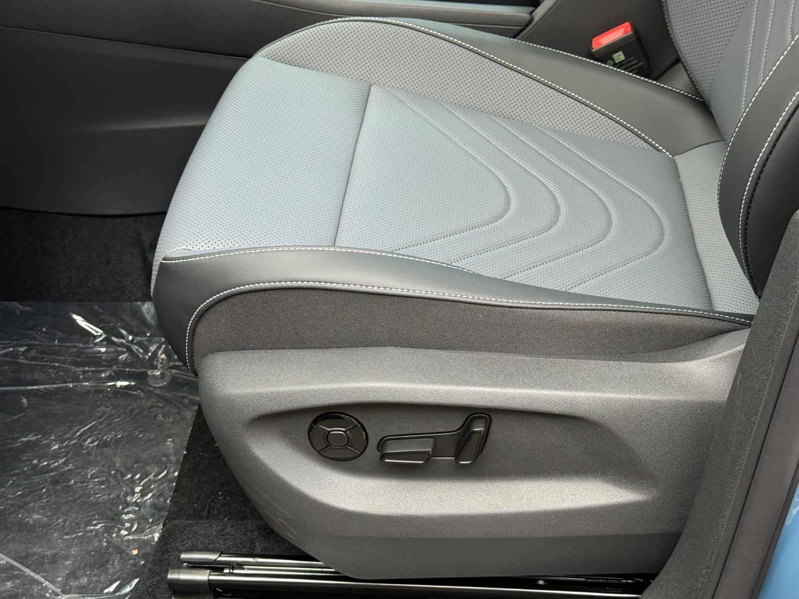 Volkswagen Tiguan Vehicle Image 17