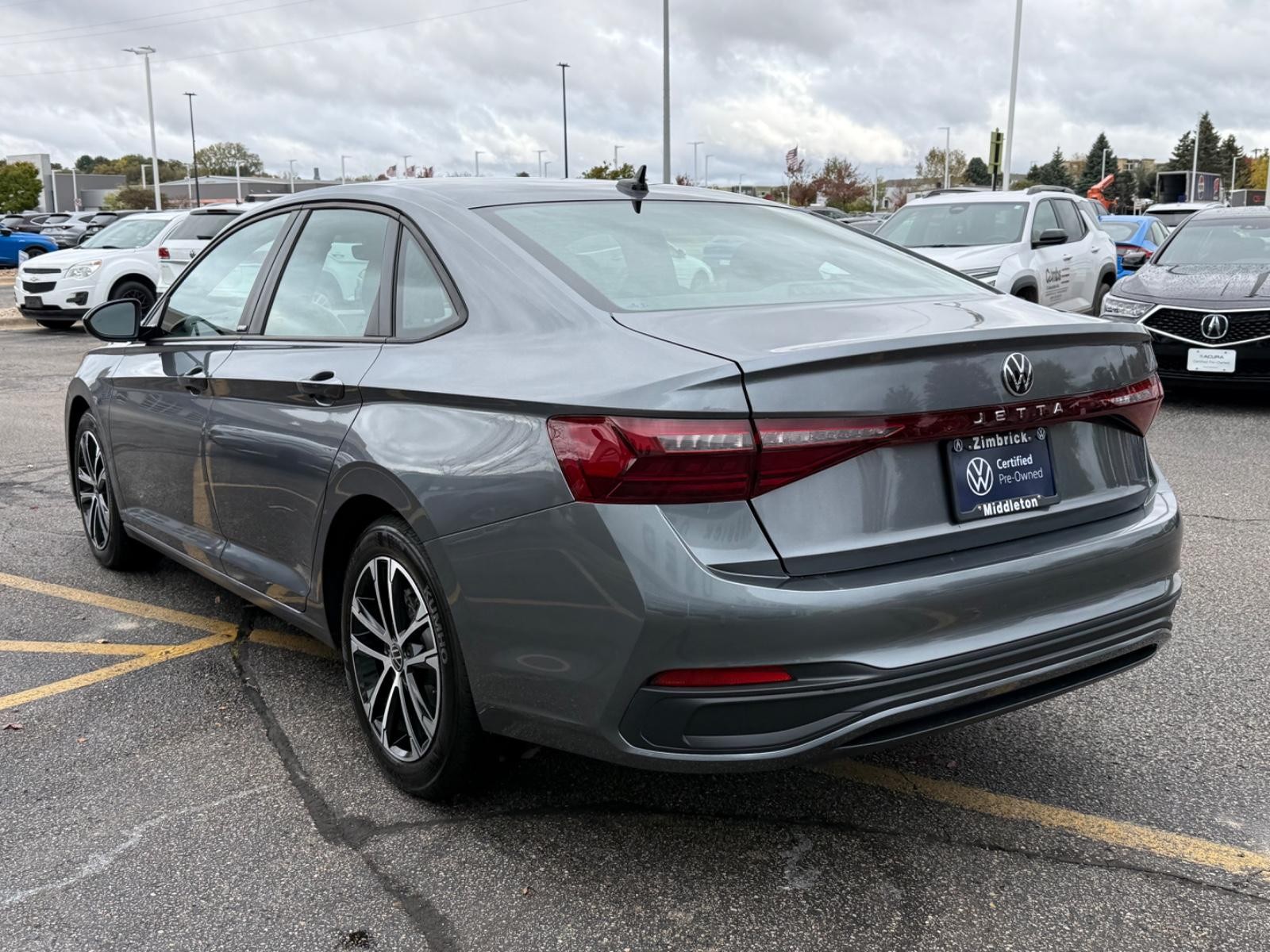 Volkswagen Jetta Vehicle Image 06