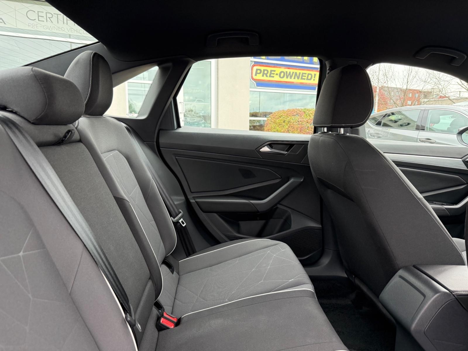 Volkswagen Jetta Vehicle Image 10