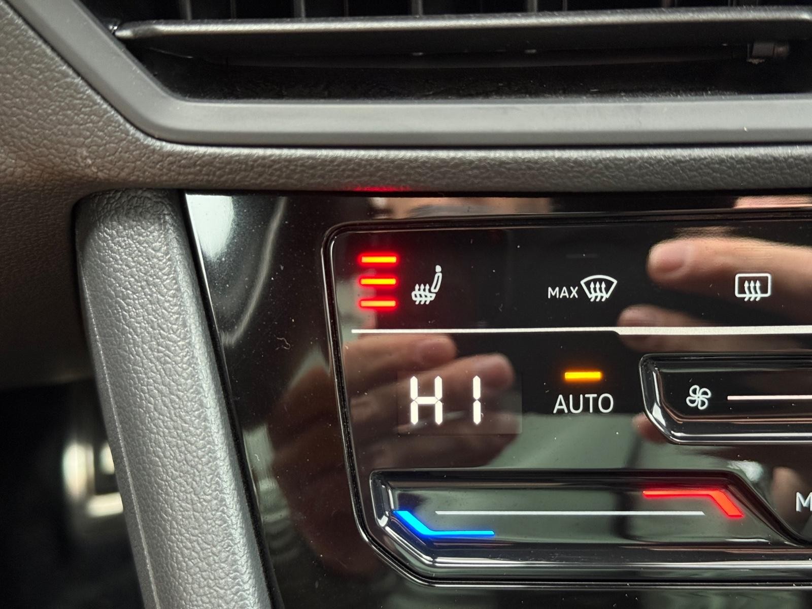 Volkswagen Jetta Vehicle Image 20