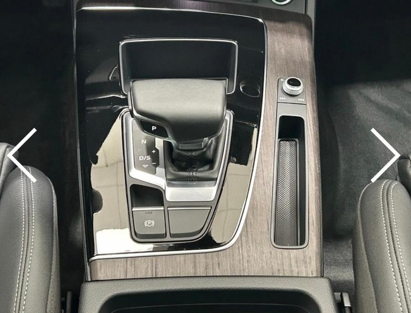 Audi Q5 Vehicle Image 11