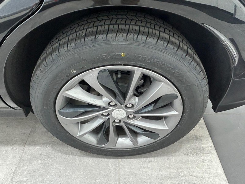 Buick Encore GX Vehicle Image 5