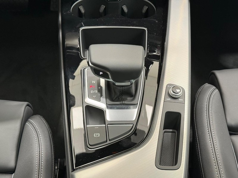 Audi A5 Sportback Vehicle Image 11