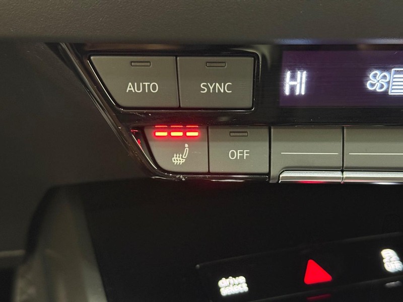 Audi Q4 e-tron Vehicle Image 14