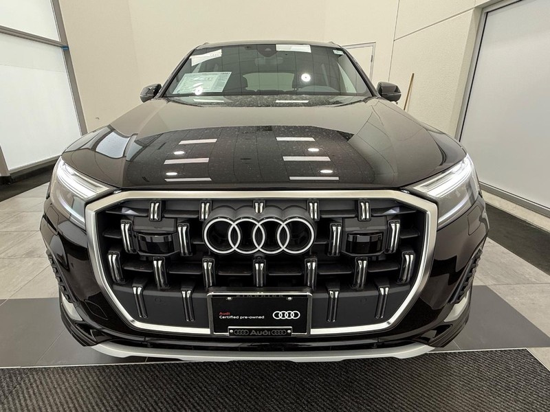 Audi Q7 Vehicle Image 7