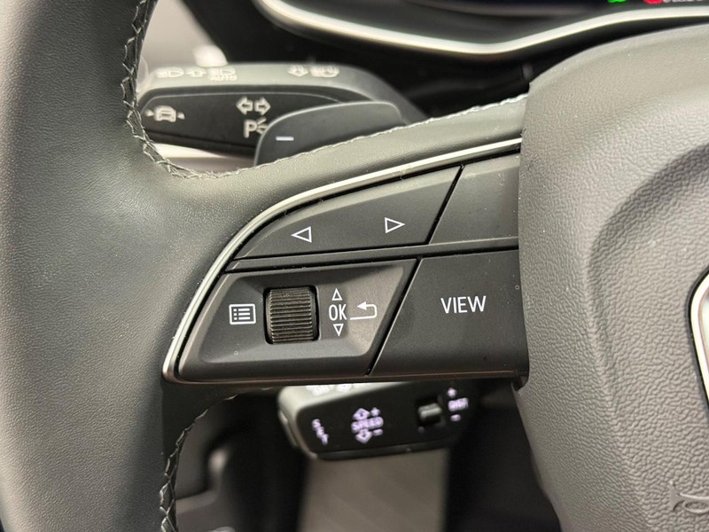 Audi Q7 Vehicle Image 15
