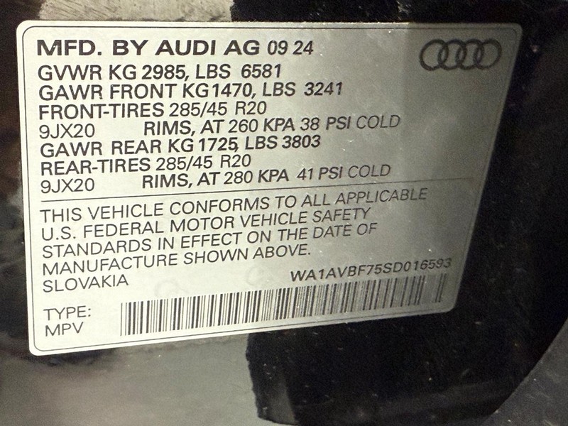 Audi Q7 Vehicle Image 22