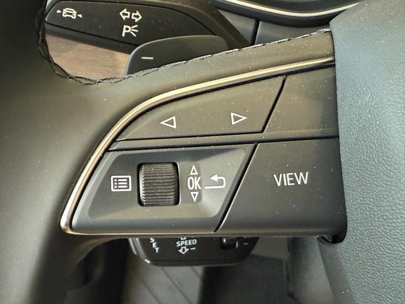 Audi Q5 Vehicle Image 10