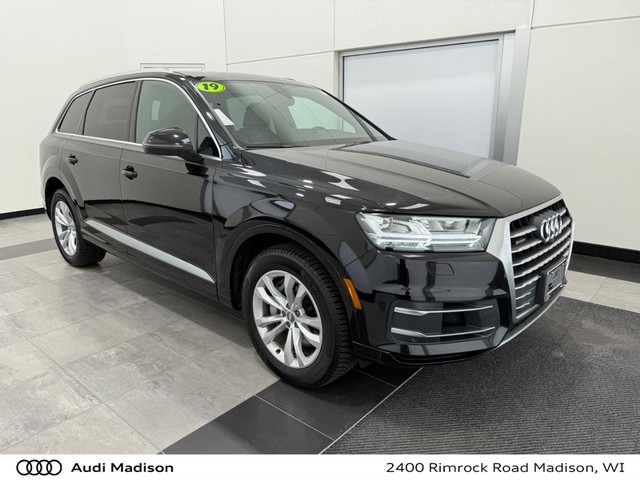 more details - audi q7