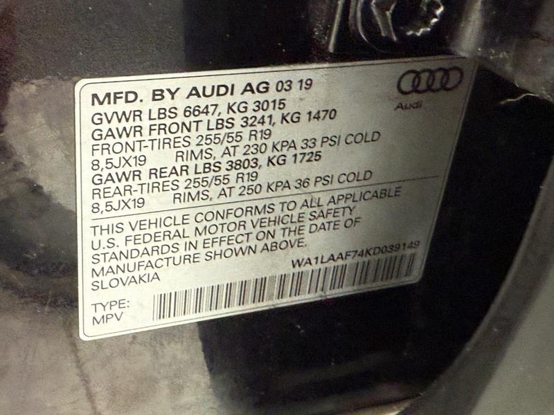 Audi Q7 Vehicle Image 20