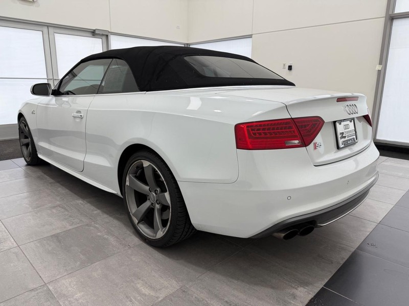 Audi S5 Vehicle Image 4