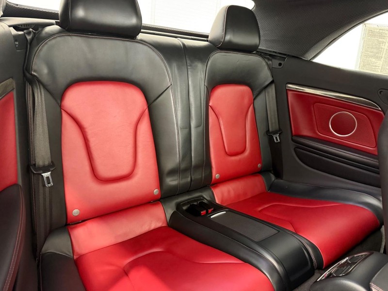 Audi S5 Vehicle Image 8
