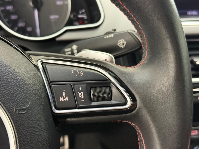 Audi S5 Vehicle Image 16