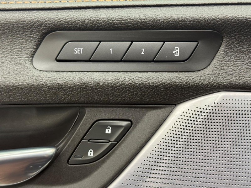 Cadillac CT4 Vehicle Image 14