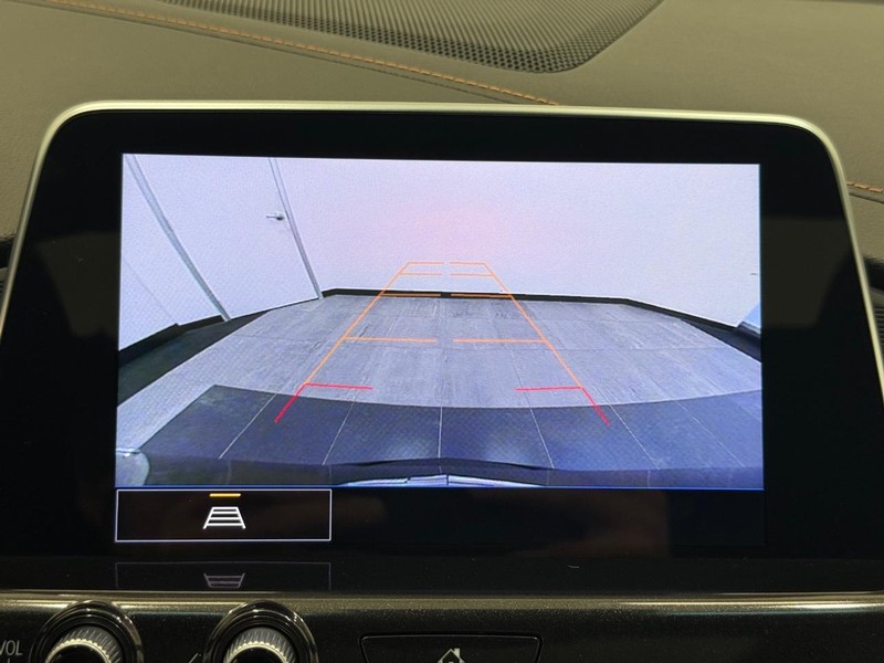 Cadillac CT4 Vehicle Image 18