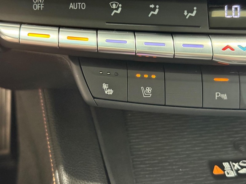 Cadillac CT4 Vehicle Image 19