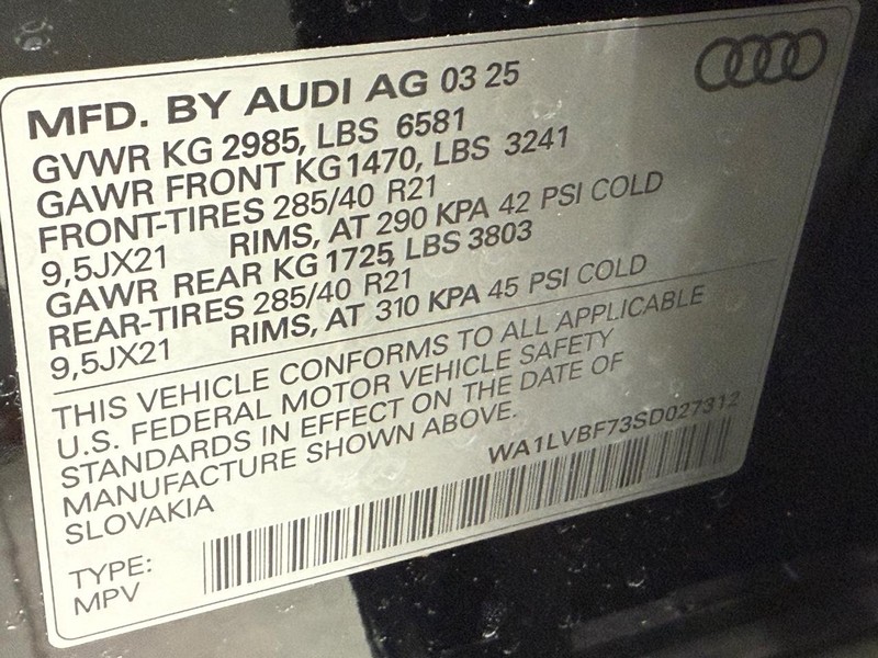 Audi Q7 Vehicle Image 17