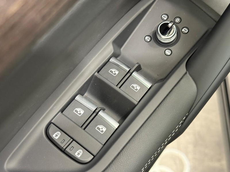 Audi Q5 Vehicle Image 15