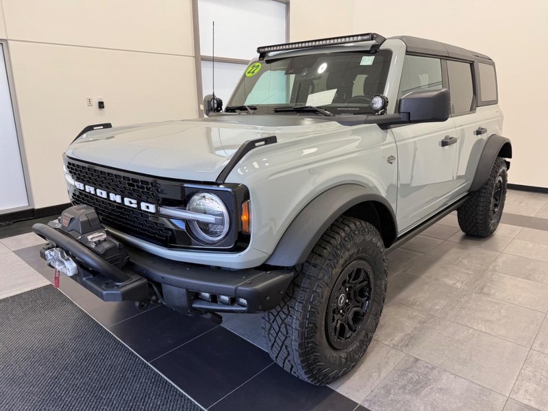 Ford Bronco Vehicle Image 6