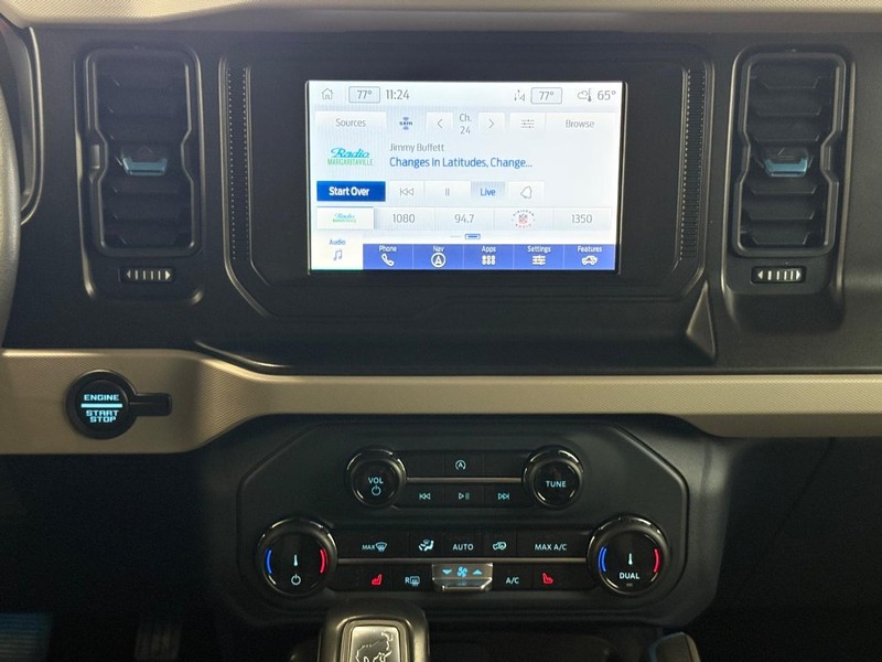 Ford Bronco Vehicle Image 10