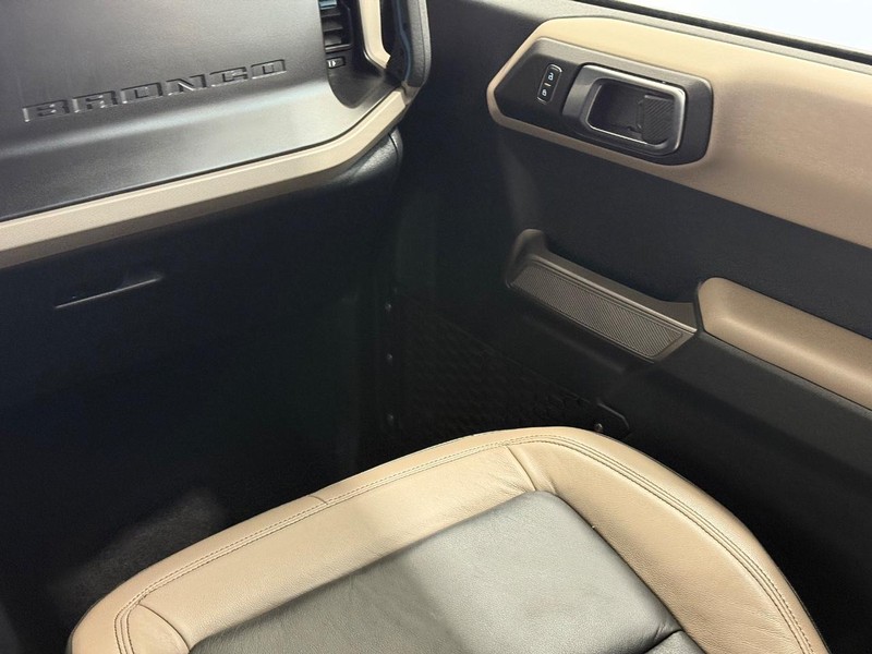 Ford Bronco Vehicle Image 13