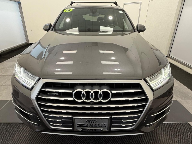 Audi Q7 Vehicle Image 7