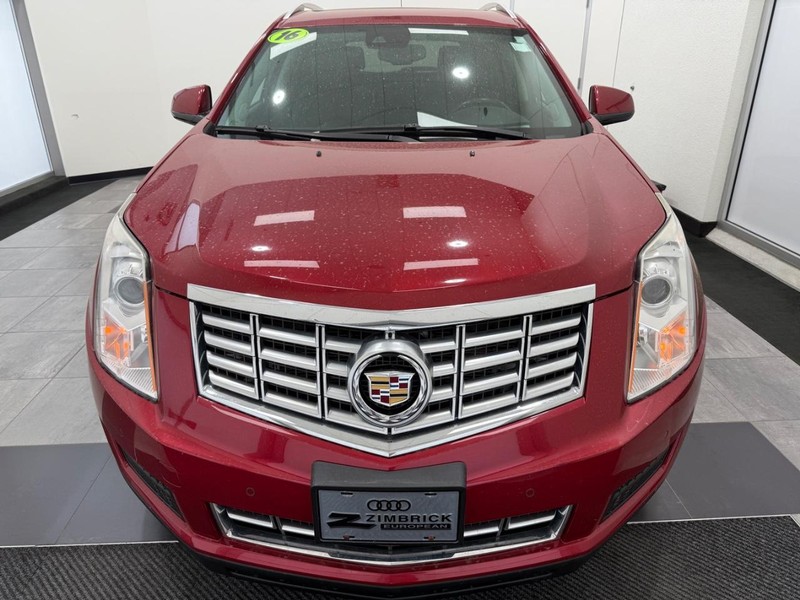 Cadillac SRX Vehicle Image 7