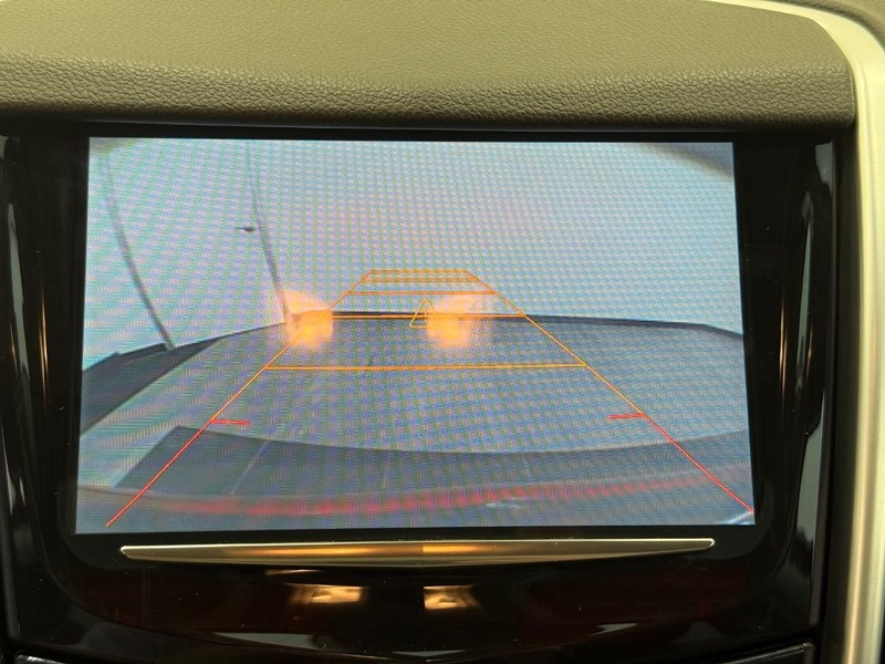 Cadillac SRX Vehicle Image 17