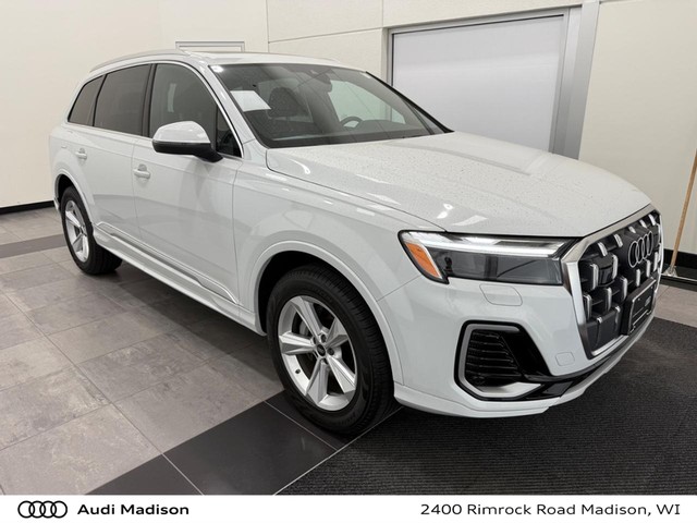 more details - audi q7