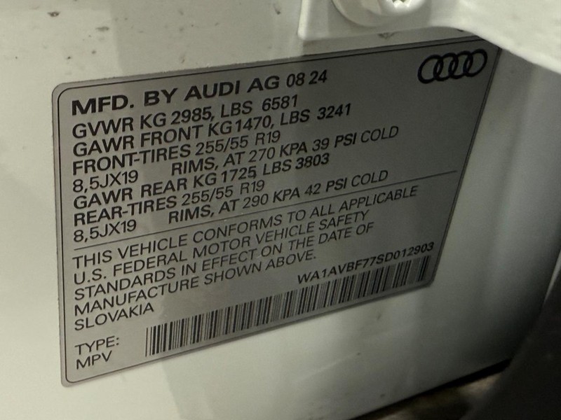 Audi Q7 Vehicle Image 22