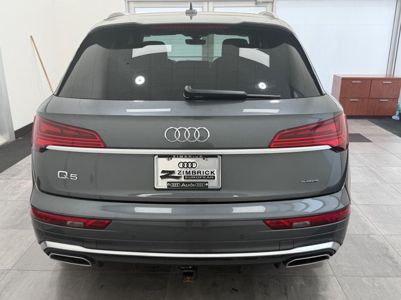 Audi Q5 Vehicle Image 3
