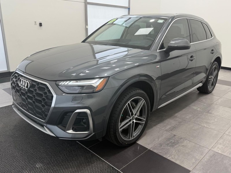 Audi Q5 Vehicle Image 6