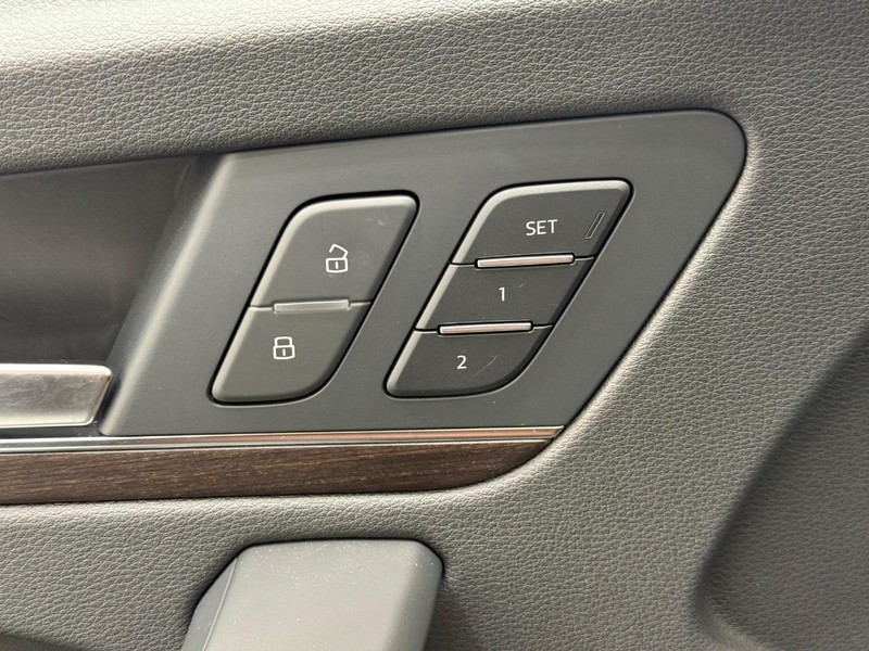 Audi Q5 Vehicle Image 10
