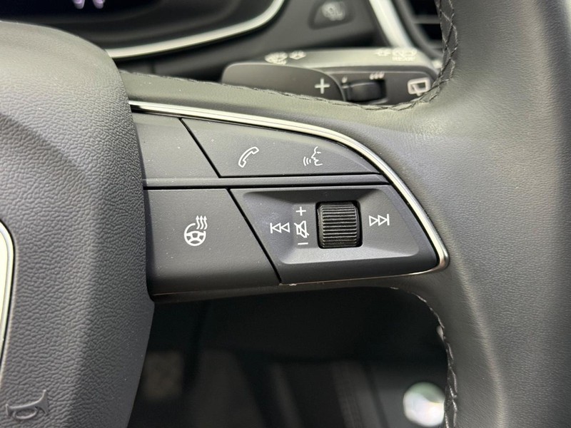 Audi Q5 Vehicle Image 12