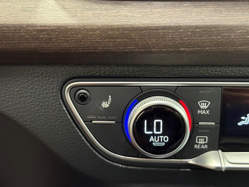 Audi Q5 Vehicle Image 19