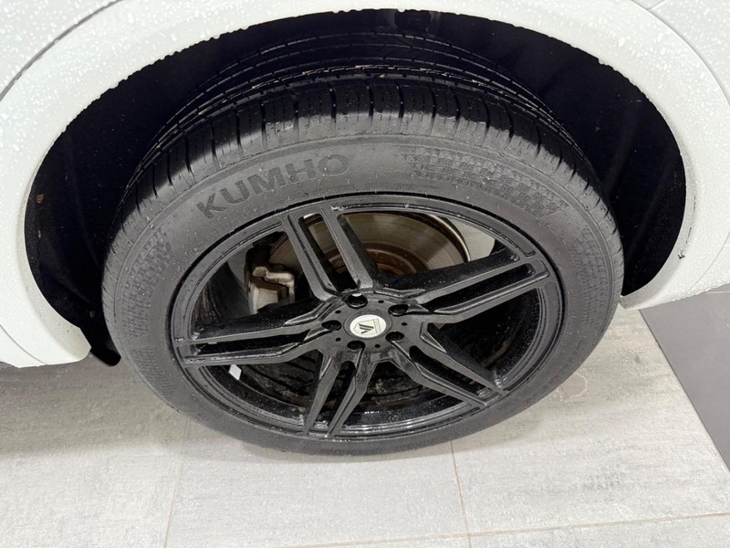 Audi Q5 Vehicle Image 5