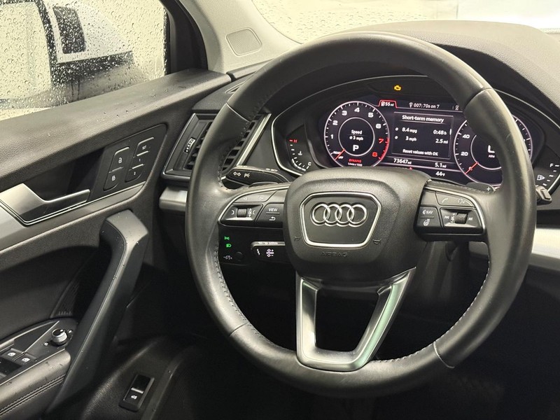 Audi Q5 Vehicle Image 12