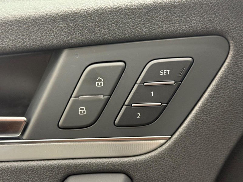 Audi Q5 Vehicle Image 10